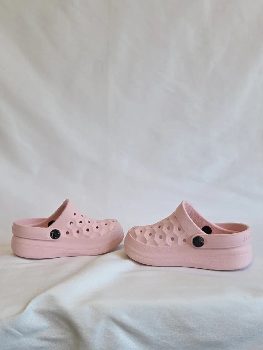 Joybees Varsity Clogs